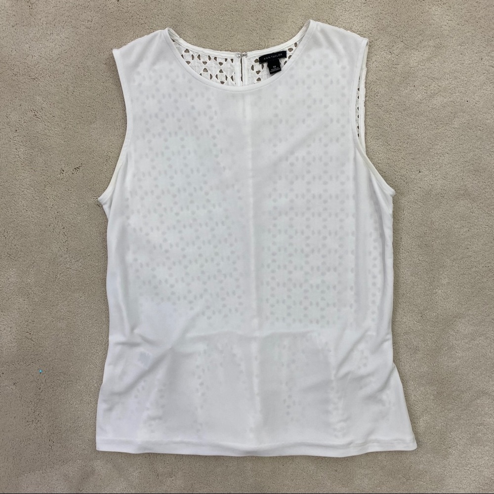 Ann Taylor Women White Sleeveless Top Crochet Sz M